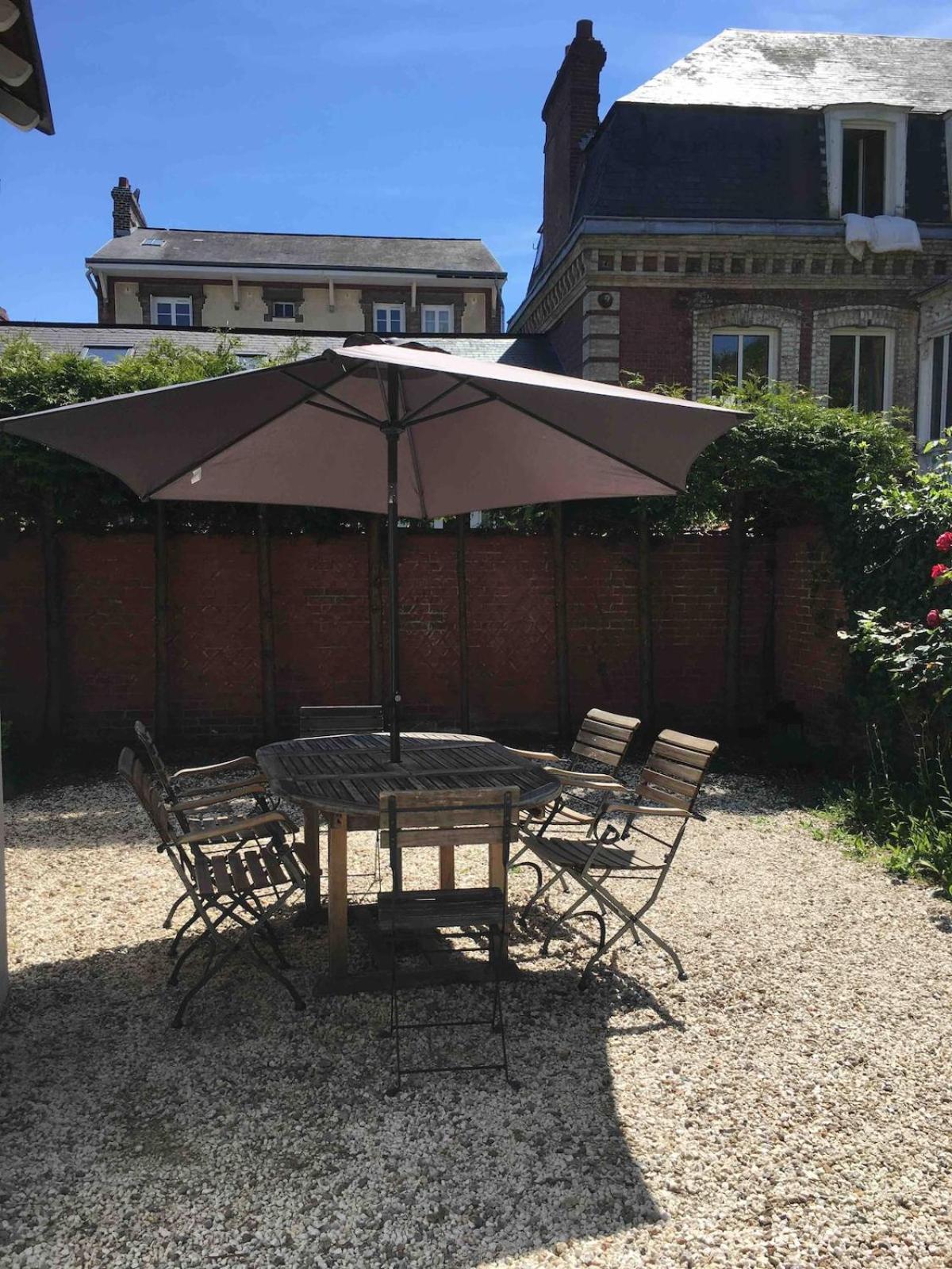 Vakantiehuis Maison Individuelle Dans Ancienne Ecurie Rouen